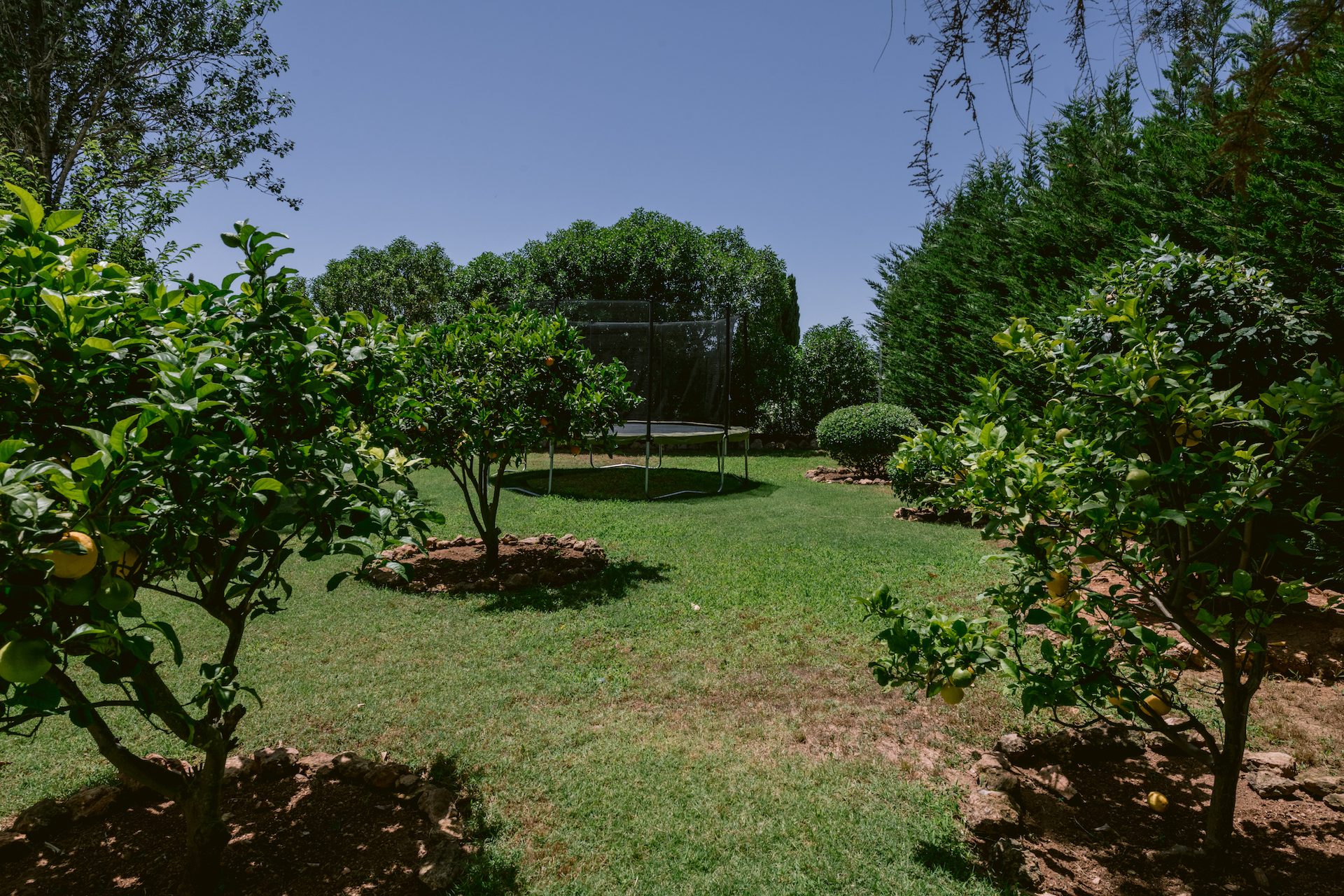 Resa Estates Ibiza te koop for sale huis villa Jesus gras grote tuin big garden.jpg